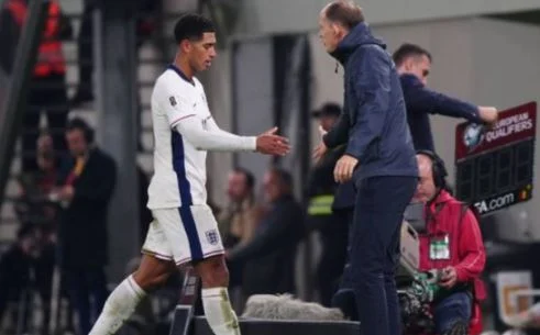 Kritikohet pas fitores me Shqipërinë, ja kush i del në mbrojtje Bellingamit