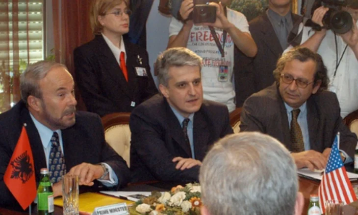 “Kur fluturon shumë lart…”/ Fatos Nano iku me pengun që nuk u bë President? Majko zbulon bisedat