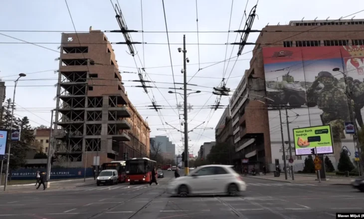 Kuvendi i Serbisë miraton ndërtimin e hotelit të Kushnerit në ish-godinën e Shtabit të Përgjithshëm