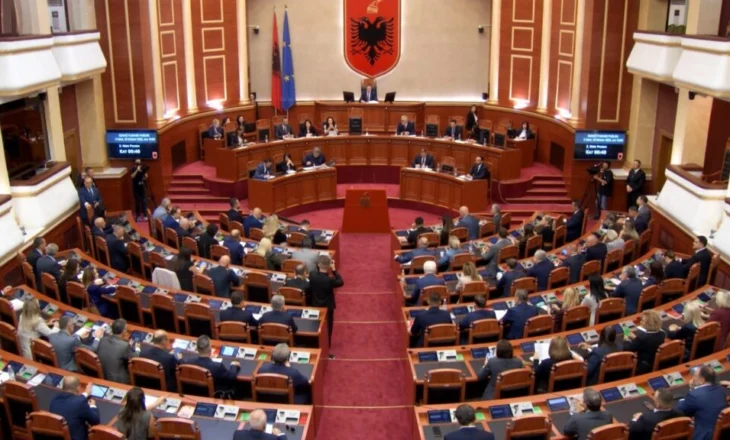 Kuvendi seancë maratonë, shqyrtohet në parim projekt-buxheti i vitit 2026 dhe paketa fiskale