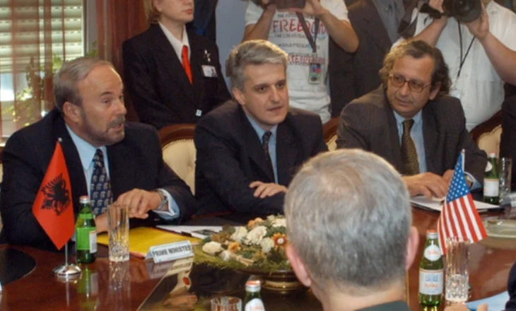 “Largimi i tij, fundi i një epoke për PS”/ Fatos Nano iku me pengun që nuk u bë President? Majko: Kur fluturon shumë lart, e ke vështirë të mësohesh me…