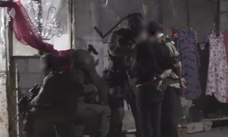 “Largohuni, po kryeni krime lufte!” Izraeli vret 13 sirianë, shumica gra dhe fëmijë