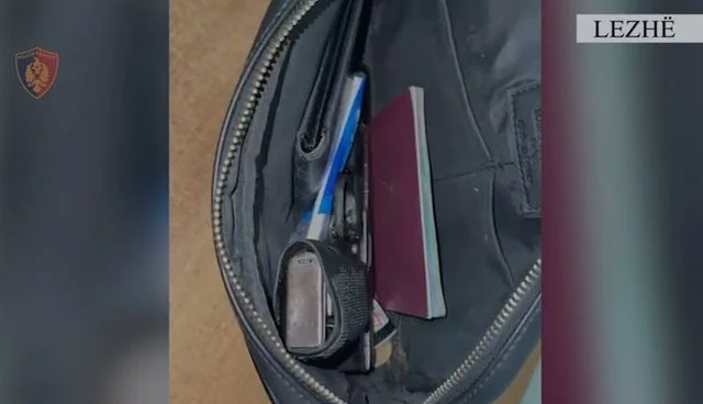 Lezhë/ Qarkullonte i armatosur, arrestohet 23-vjeçari pasi i gjendet dhe lëndë narkotike në banesë