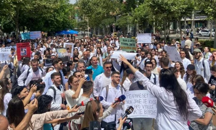 Ligji i mjekëve/ Gjykata e Strasburgut pranon të marrë në shqyrtim çështjen e studentëve të Mjekësisë