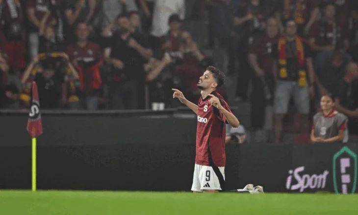 Lojtari shqiptar rrezikon ndeshjet vendimtare për Botërorin, del nga fusha i dëmtuar pas vetëm 24 minutave