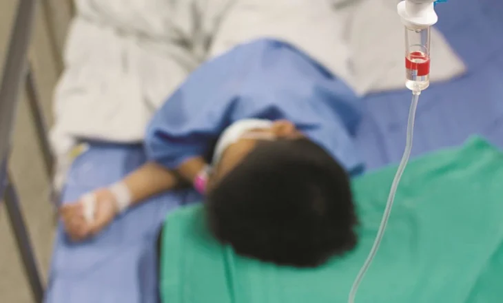 Makina tërheq zvarrë fëmijën 3-vjeç në Larisa