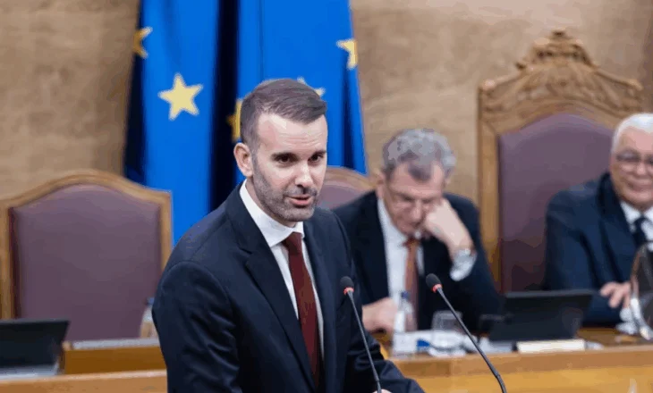 Mali i Zi: Do ta ashpërsojë regjimin e vizave për shtetasit rusë