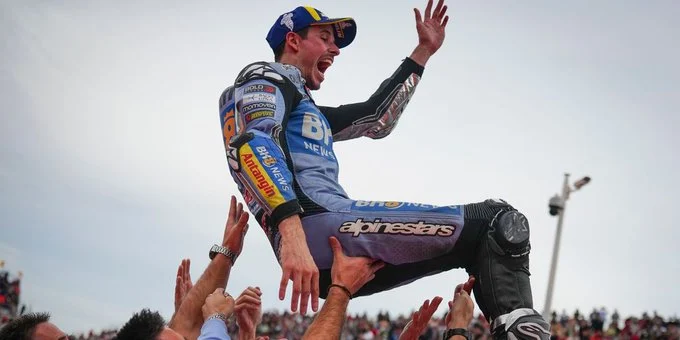 Markez fiton garën Sprint, Çmimi i Madh i Valencias me protagonistë të rinj