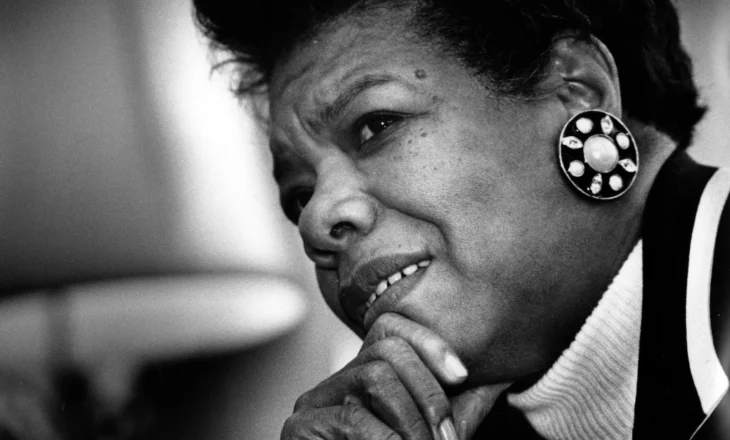 Maya Angelou i shkruan vajzës që nuk e pati kurrë: Mos u anko!