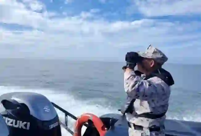 Mbi 200 persona të zhdukur pasi një varkë u përmbys pranë kufirit Tajlandë-Malajzi