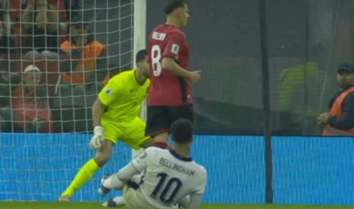 Mbyllet pjesa e parë pa gola në Arenën Kombëtare