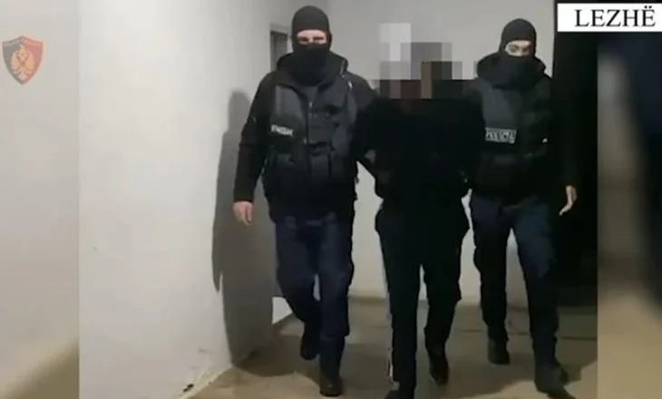 Me precedent të mëparshëm penal/ Dhunoi fizikisht të atin, bie në prangat e policisë 29-vjeçari nga Laçi