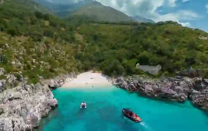 Media amerikane: Shqipëria mes vendeve më të vlerësuara evropiane për të vizituar