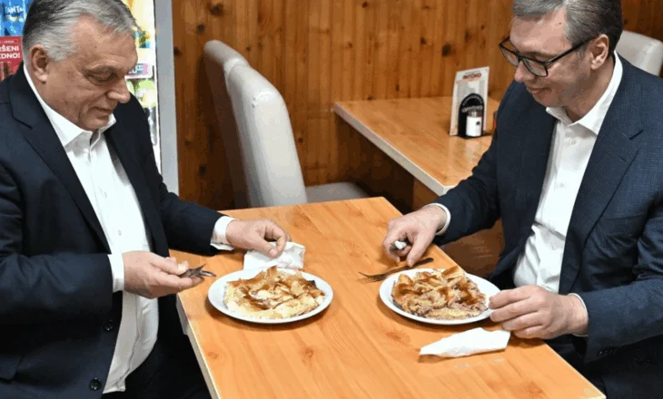 “Miqësia, më e fortë se çdo protokoll”! Diplomaci me byrek e kos: Orban shkon në Suboticë për të ndihmuar Vuçiç