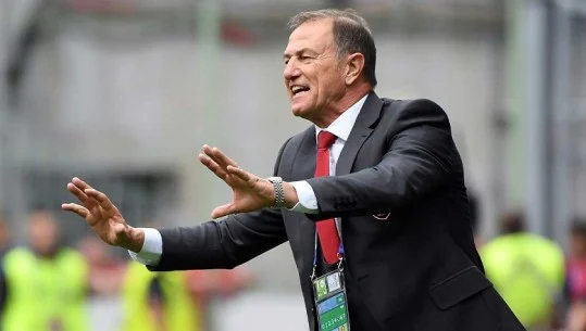 “Mos e përjetoni me ankth “play off”-in”/ Këshilla e De Biasit, për Kombëtaren: Besoj te kualifikimi