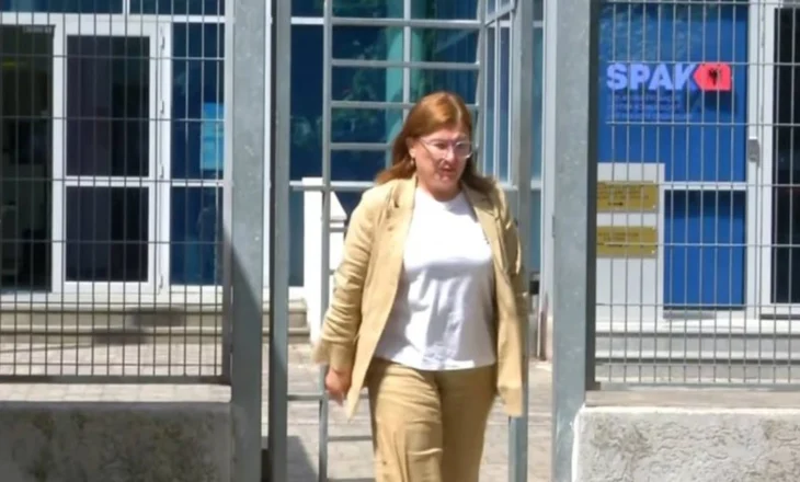 “Mos hap gojë…”/ Kryebashkiakja e Roskovecit merret e pandehur, SPAK: Kërcënoi një person