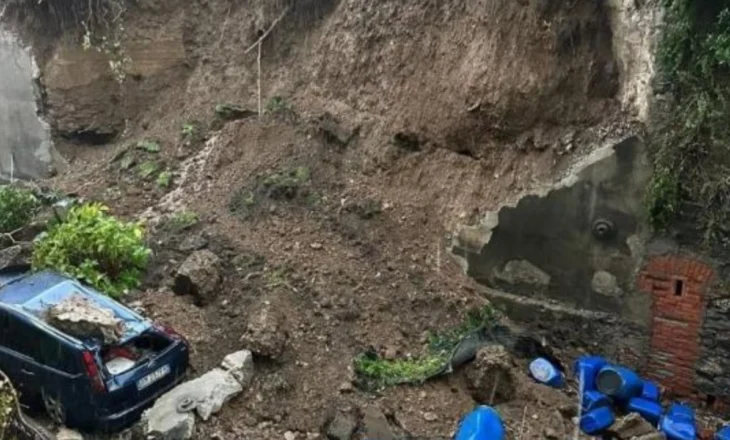 Moti i keq përfshinë Xhenovan, ende asnjë gjurmë për tre të rinjtë e zhdukur