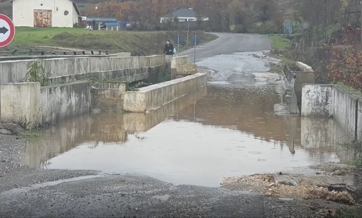 Moti i keq shkakton probleme me rrugët nacionale, aksi Burrel – Rrëshen gati i pakalueshëm