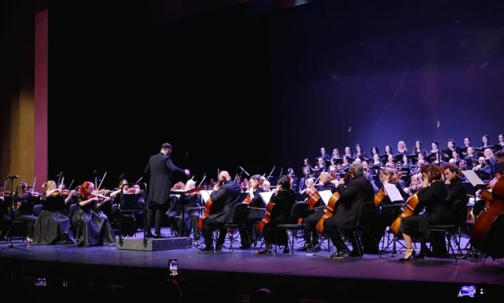 Muzika e filmave shqiptarë, koncert festiv në Teatrin Kombëtar që nderon kompozitorët e shquar shqiptarë