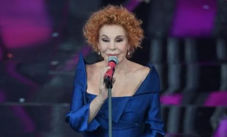 Muzika italiane në zi, ndahet nga jeta në moshën 91-vjeçare ikona Ornella Vanoni