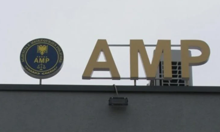 “Na jep 20 mijë euro dhe…”/ AMP arreston ish-gardistin dhe bashkëpunëtorin e tij, ja akuzat me të cilat përballen    