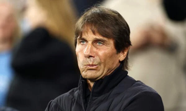 Napoli mohon zërat që Konte do të largohet, trajneri kërcënoi lojtarët që të angazhoheshin më shumë