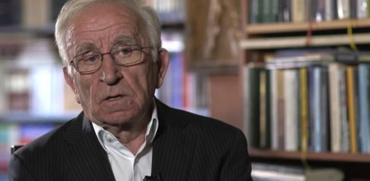 Nazmi Rrahmani: Nëna ime ka ndryshuar shumë… e ndryshimi i saj më frikëson