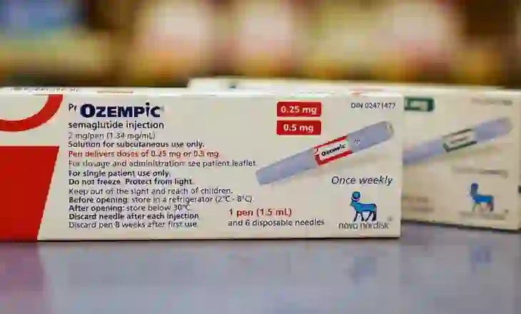 Ndërprerja e ilaçeve për humbje peshe para shtatzënisë, rrezik më i lartë për shtim në peshë dhe rreziqe të tjera shëndetësore