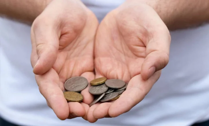 Në dhjetor rishikohet për herë të 4-ët buxheti i shtetit 2025, qeveria vendos nëse do të japë shpërblim për familjet …