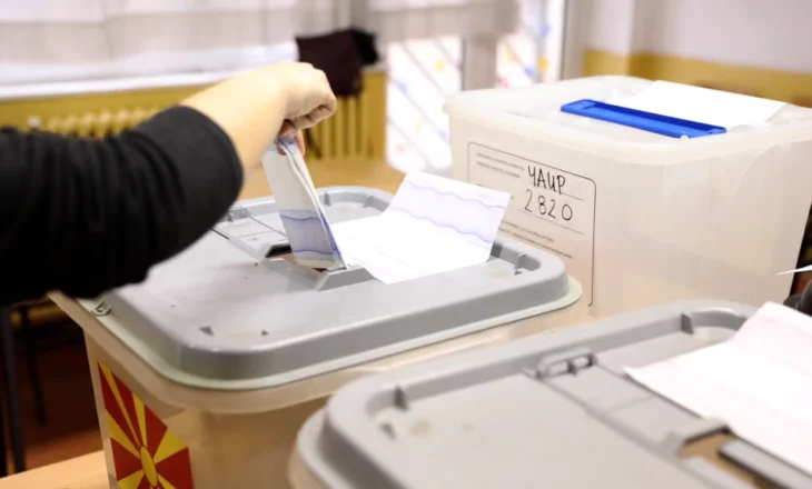 Në Maqedoninë e Veriut mbahet balotazhi i zgjedhjeve lokale