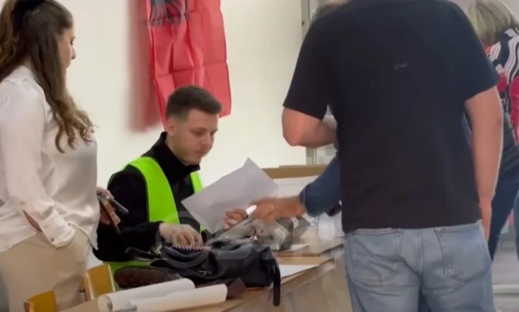 Nesër zgjedhjet e pjesshme në 5 bashki, 308 mijë qytetarë thirren të votojnë, shpërndahet baza materiale nëpër KZAZ