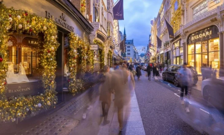 New Bond Street në Londër është rruga më e shtrenjtë tregtare në botë