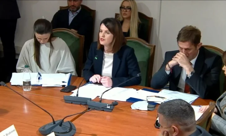 “Nga 41, në 29 vrasje”, Koçiu bën bilancin e sigurisë: Mbi 1 mijë aksidente me monopatina brenda vitit