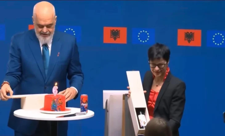 Nga Luciano Boci: Kos që e bëri detin kos