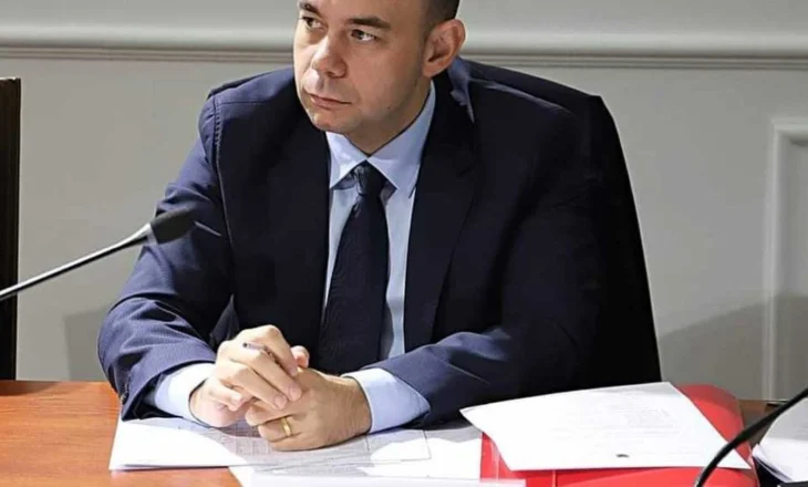 Nga mbrëmë, në shtëpi! Alqi Bllako lë qelinë pasi iu shua masa e sigurisë