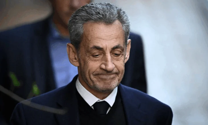 Nicolas Sarkozy lirohet nga burgu pas 20 ditësh