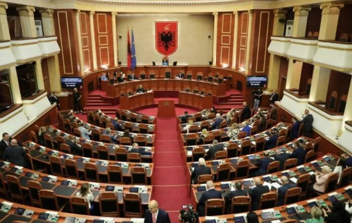 Nis sot nga puna Komisioni për Reformën Zgjedhore. Në rend dite mbështetja e OSBE/ODIHR dhe “Venecias”…