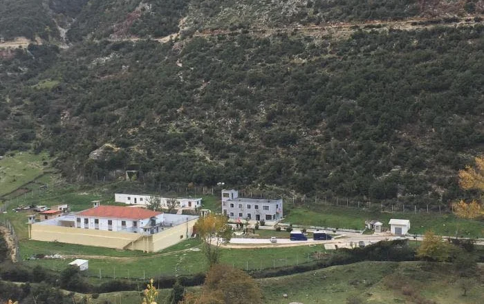 Një kryebashkiak demokrat, thirrje qeverisë: Mos e bëj këtë gafë me Burgun e Bençës!