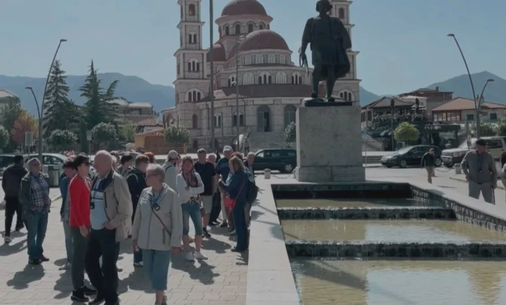 Nuk ka më vende, Korça e prenotuar e gjitha deri në fundvit