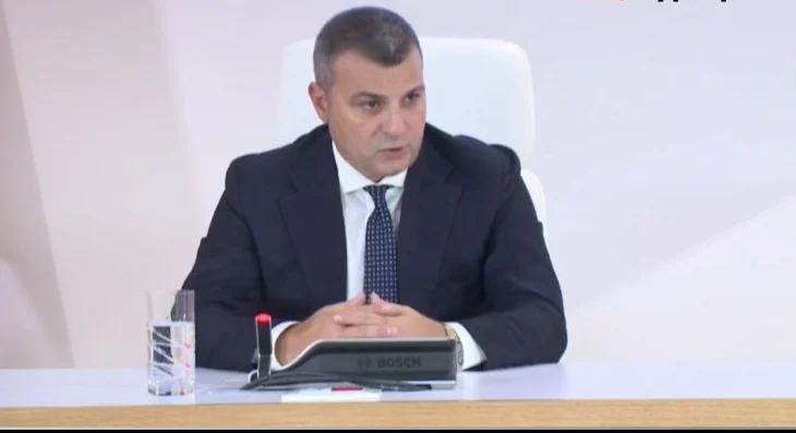 Nuk ndryshon norma bazë e interesit për lekun