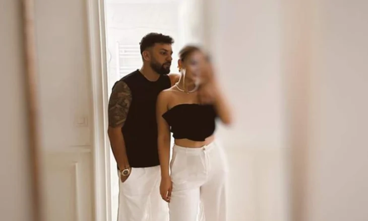 Olsi Bylyku publikon foton me partneren Denada: Sekreti im…