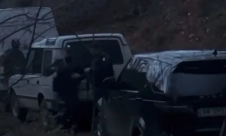 Operacioni në Orosh dalin detaje të reja: Dy të rrethuarit, të sapo kthyer nga Siria?