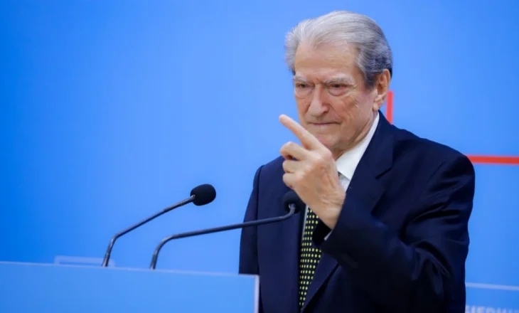 Opozita protestë sot në orën 18:00, Berisha në konferencë: Parlamenti do bëhet në shesh, duam qeveri teknike