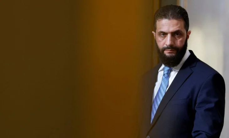 Pak ditë para vizitës së Presidentit Ahmed Al-Sarrah në Uashington, sulme në të gjithë Sirinë kundër Shtetit Islamik