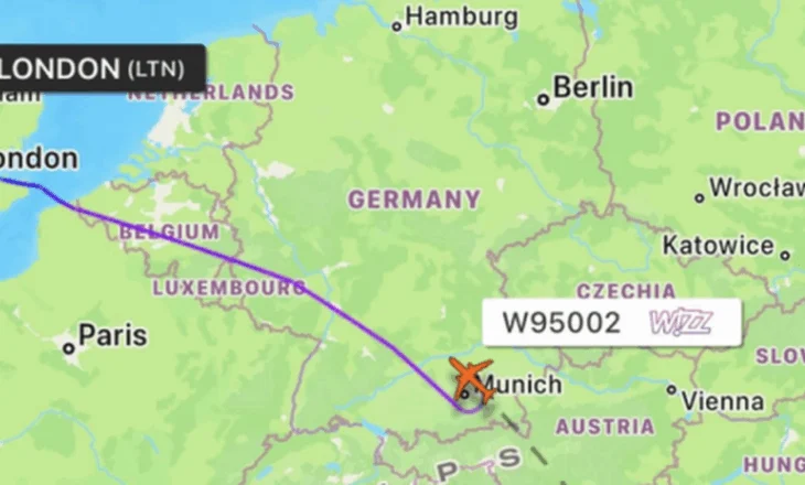 PANIK në fluturimin Londër–Tiranë! 5 pasagjerë bien pa ndjenja, avioni devijon në Mynih