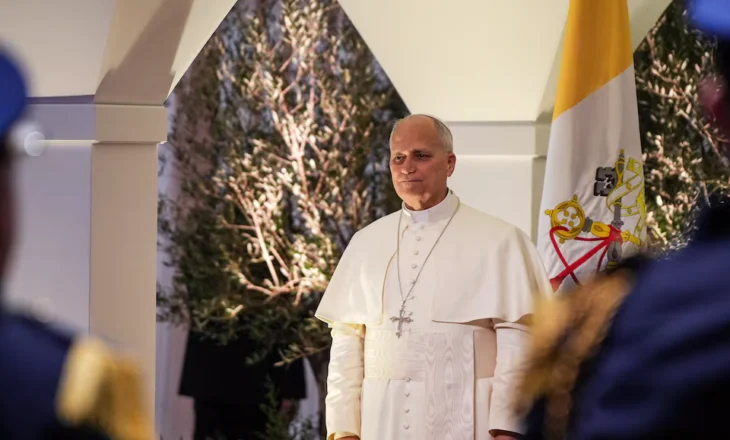 Papa Leo i çon mesazh paqeje Libanit, objektiv i sulmeve izraelite