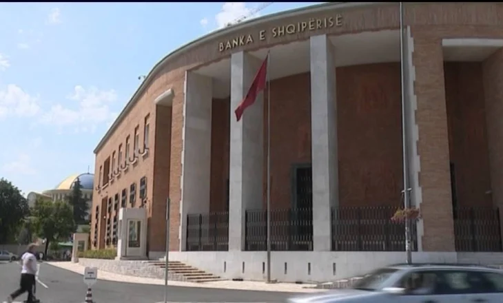 Paralajmërimi i fortë/ E ardhmja e Shqipërisë kërcënohet nga emigrimi!