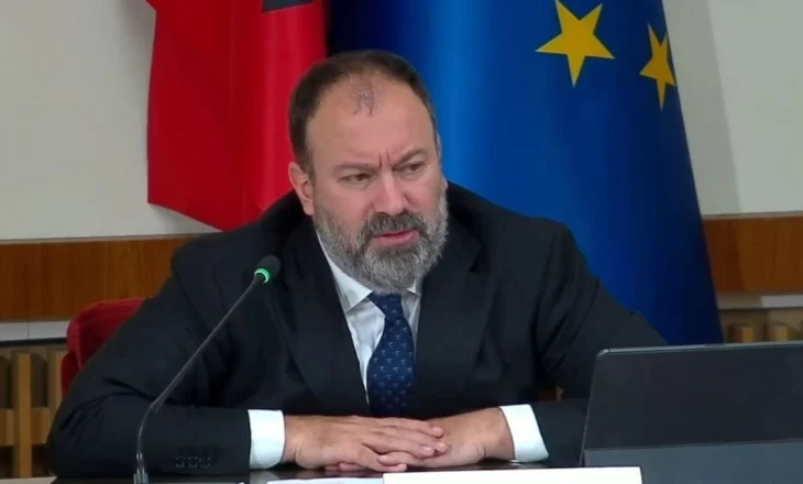 PD mungon në mbledhjen e parë të Komisionit për “Territorialen”, Mazniku: Të dalim dyshe-treshe për dëgjesa