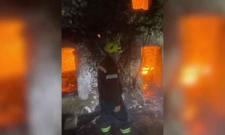 Përfshihet nga flakët banesa në Malësinë e Madhe, shtëpia e shkrumbuar tërësisht