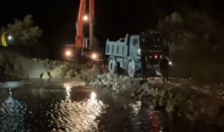 Përmbyti toka dhe banesa/ Mbyllet pas 48 orësh argjinatura e çarë në lagunën e Vainit